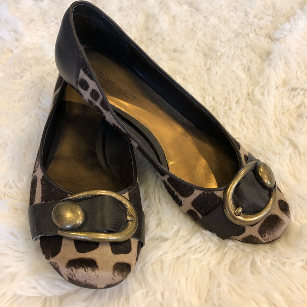 Nine West Giraffe print Flats